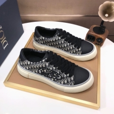 Christian Dior Low Shoes